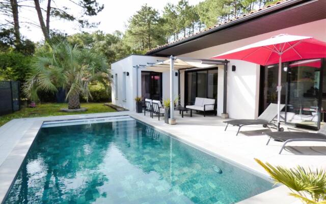 VILLA LUCIA, 8 PERS, au calme, proche plage à Vieux-Boucau