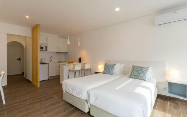 The Navigator - Ocean Heights