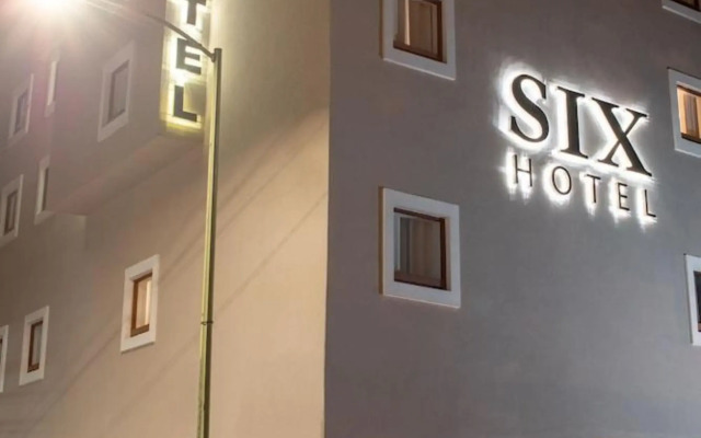 Six Hotel Guadalajara Expiatorio