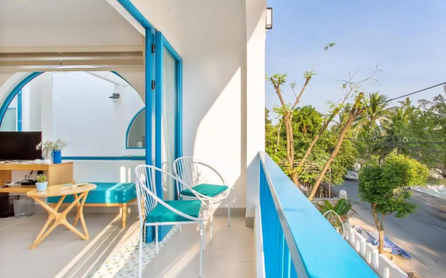 Santorin HoiAn Villa