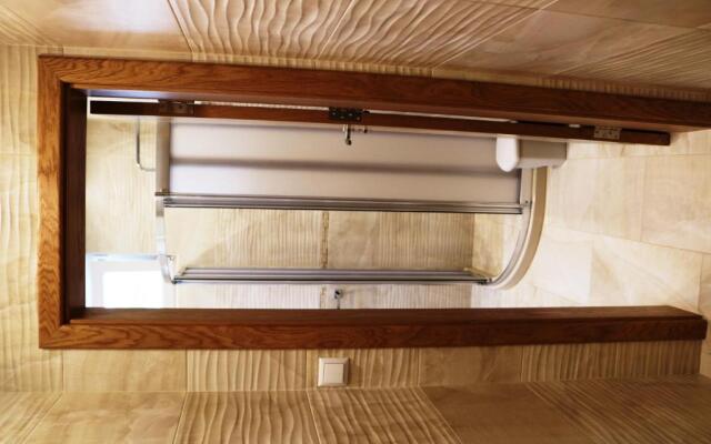 Sea Port CELEBRITY Apartment - Lets4Holiday