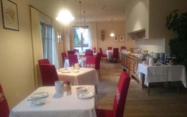 Hotel Garni Hirschen