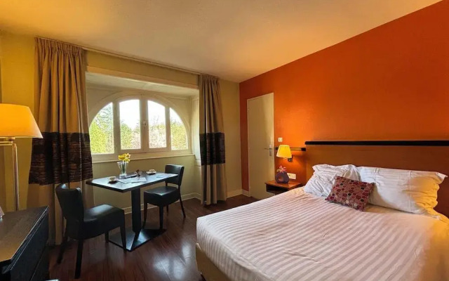 Les Thermes & Le Metropol