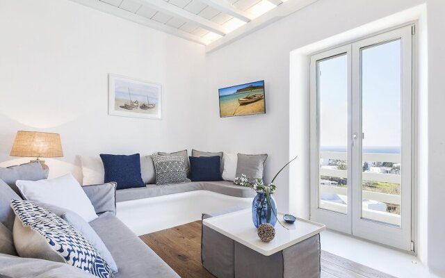 Villa Blue - White by Thea-concept