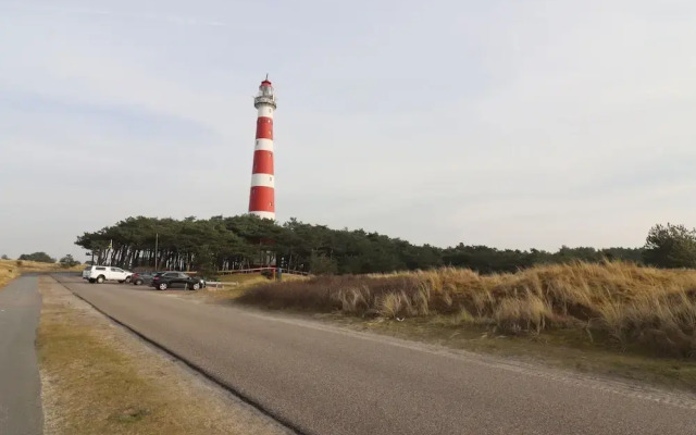 Serene Dune Chalet Near Beach