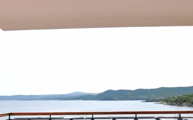 Zennova 43 Pirgadikia Sky & Sea Home