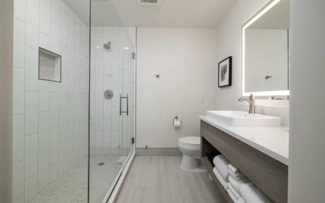 Quality Inn & Suites Montclair