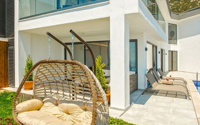 Villa Lamazi 2