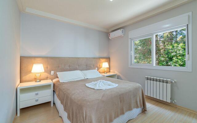 Excelente no Centro de Canela @stayhousetemporada