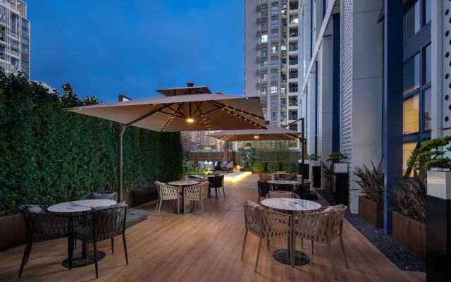 Xiang Ji Executive  Apartment