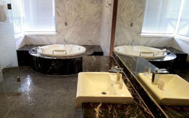 City Park Golf & Hotel