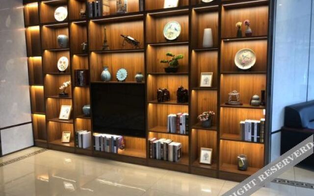 Zhuoyue Business Hotel (Hengshuihu Branch)