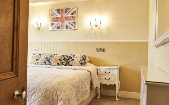 Quilt and Croissants