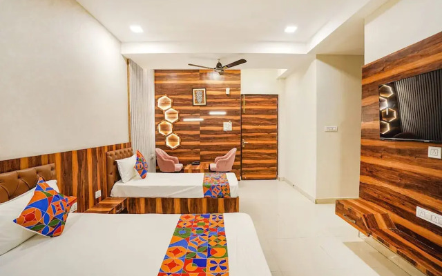 Fabhotel Ts Inn