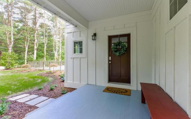 Lake Trail Treehouse