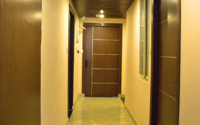 Ganga Riverfront Rooms And Banquet