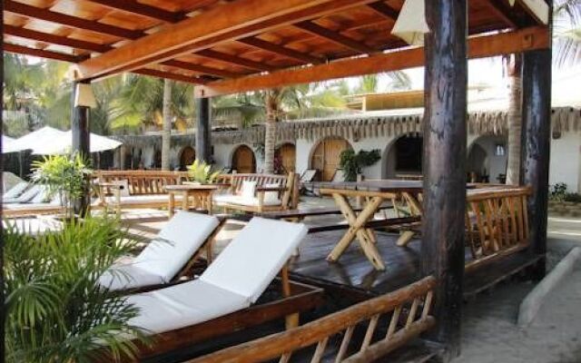 Hotel Del Wawa Beach Front