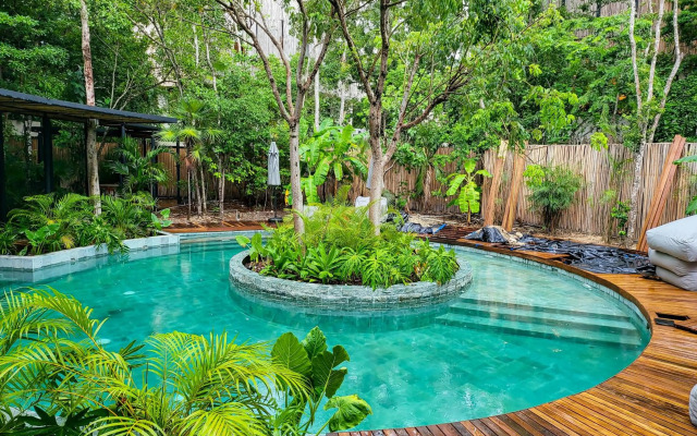 Miraluna B223 at Luum Zama