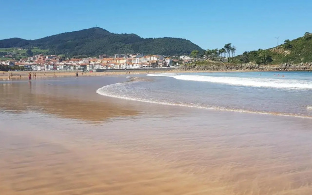 Sea Coast Lekeitio by HomeBilbao
