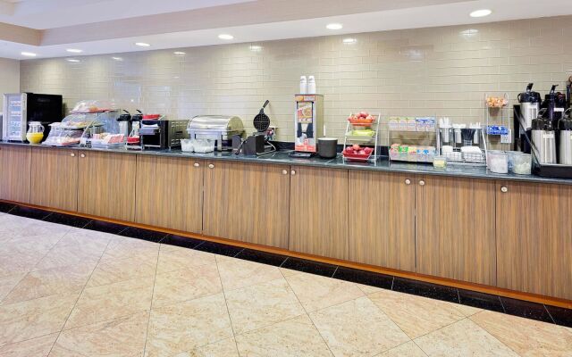 Comfort Inn & Suites Arlington Heights