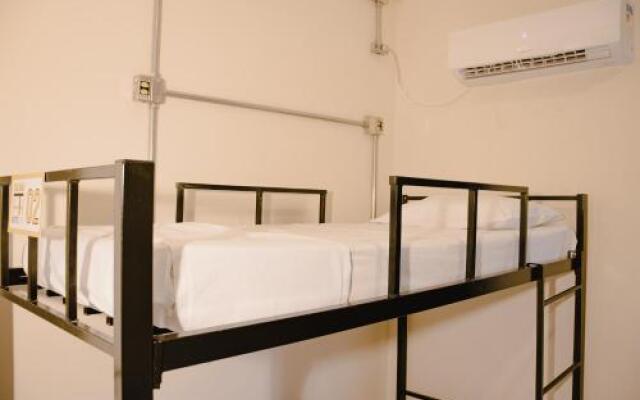 Hostel78