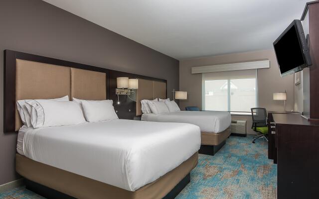 Holiday Inn Express & Suites Norwood-Boston Area by IHG