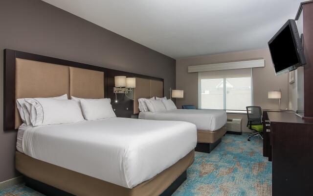 Holiday Inn Express & Suites Norwood-Boston Area, an IHG Hotel