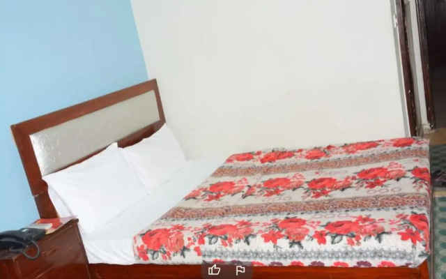 Hotel Alpine Faizabad