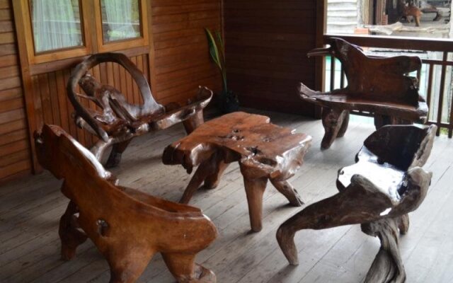 Villa Rumah Kayu (Java Joglo)