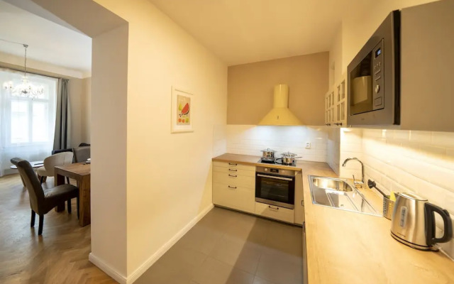 Apart Hotel Zborovska