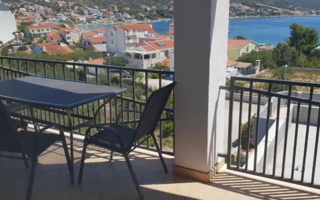 Apartments by the sea Sevid, Trogir - 16802