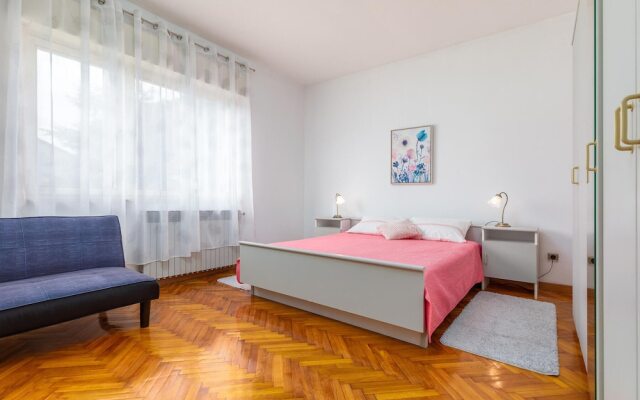 Amazing Home in Fazana With 3 Bedrooms and Wifi