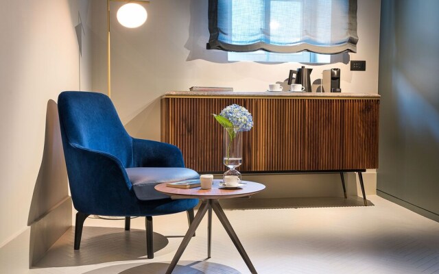 Byssus Suites