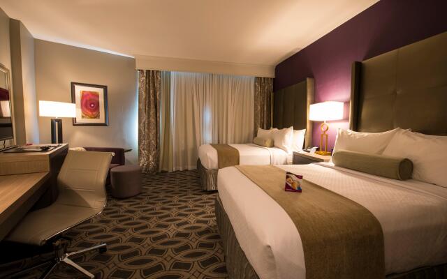 Crowne Plaza Saddle Brook by IHG