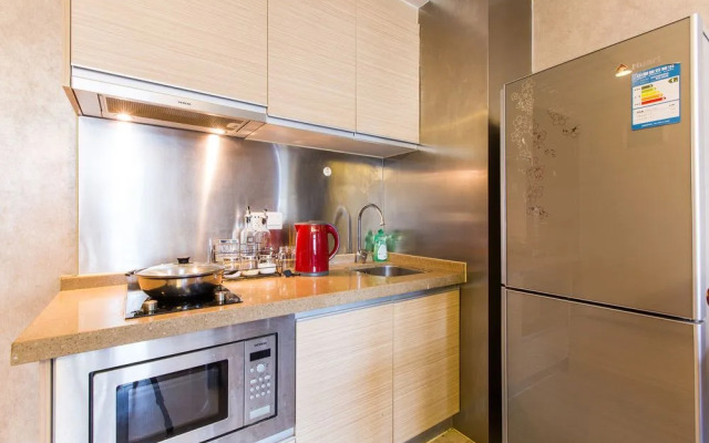 Summer Flower Apartment