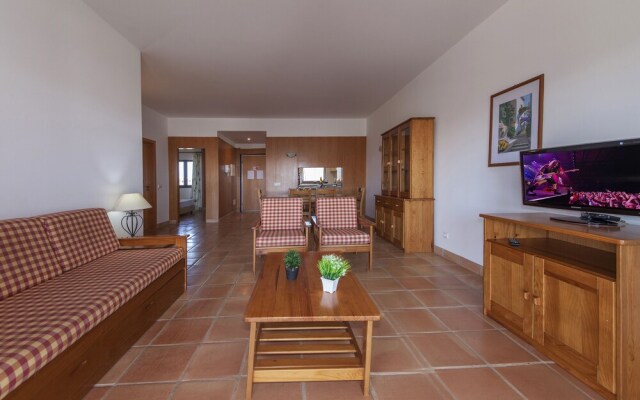 B46 - Marina Park Apartment with Seaview