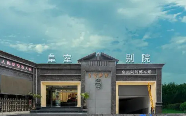 Royal Membership Holidays Hotel