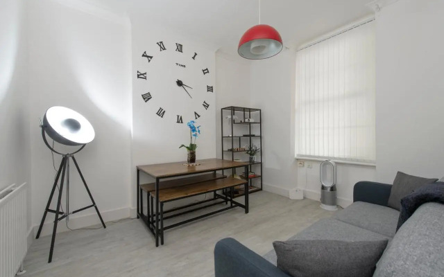 Tower Bridge(TB1) Exclusive Two bedroom apartment