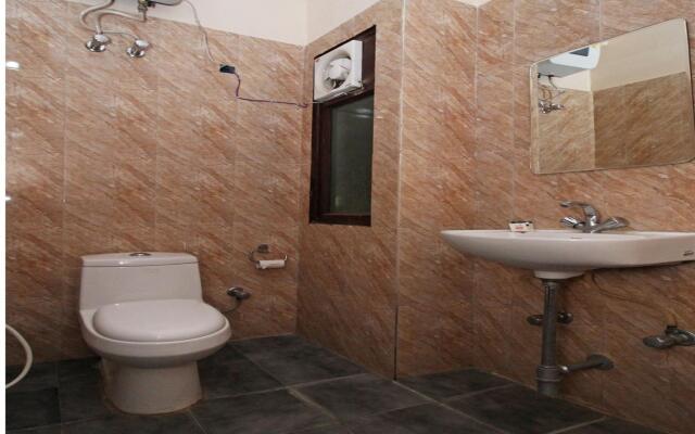 Collection O 6343 Hotel City Rooms Greater Noida