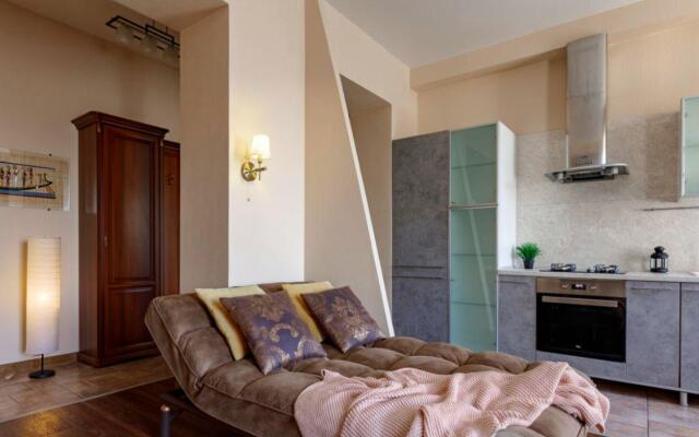 Аврора на улице Весенняя 10