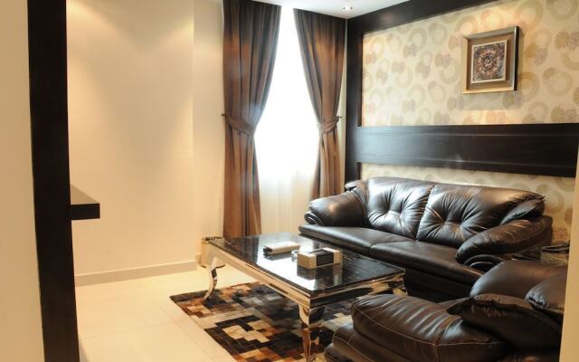 Al Yamama Palace Hotel Suites