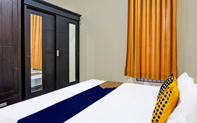 SPOT ON 91756 Alif House Syariah