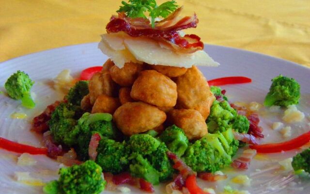 Hotel Club Du Lac Tanganyika