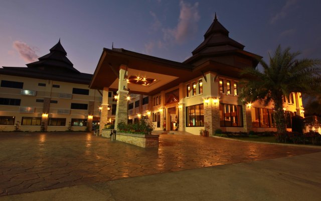 Chiangrai Grand Room Hotel