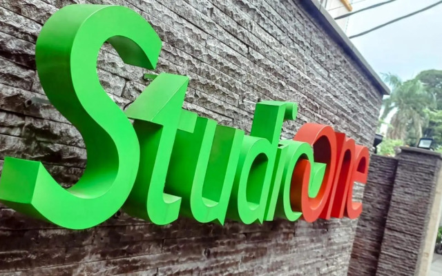 Studio One Hotel