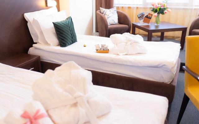 Terra Clinique Hotel