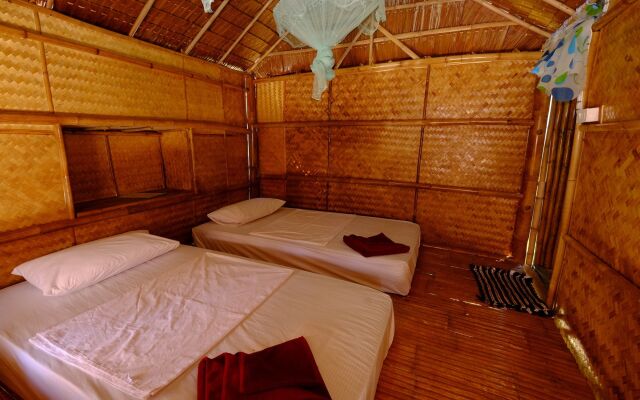 Bamboo Hut Bungalow-Adults Only