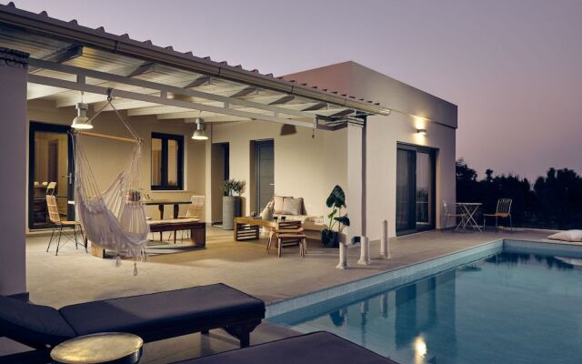 Thea lux natur villa