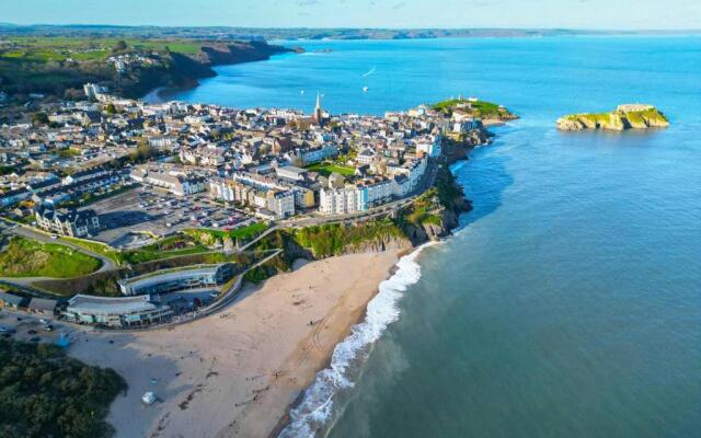 Skylark - 2 Bedroom Apartment - Tenby