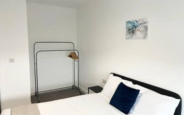 Modern, New, Amazing 2 Bed Flat in East London
